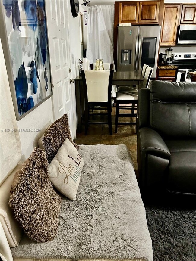 Building Photo - 2918 Funston St