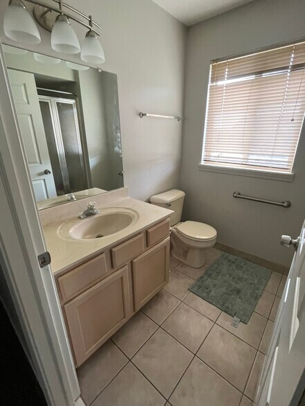 Building Photo - 62181 Arlington Cir