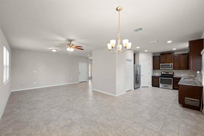 Building Photo - 383 Eagle Brook Ln