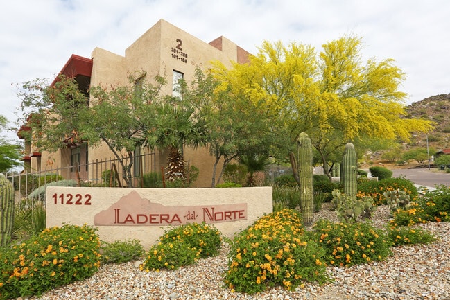 Exterior - Ladera Del Norte