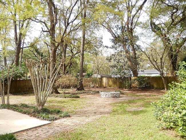 Building Photo - 5527 Denargo Dr