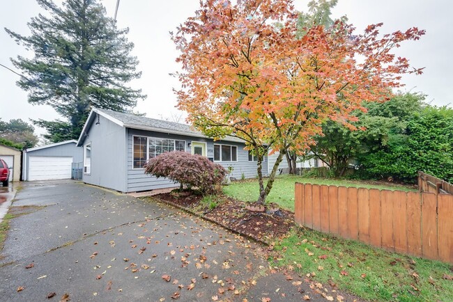 Primary Photo - 3 bedroom SE Portland Home.