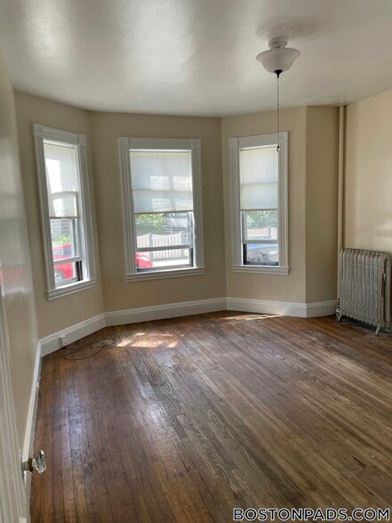 Building Photo - 78 Aldie St