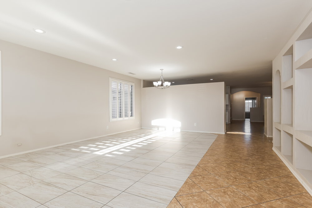 Building Photo - 1913 S 83rd Dr