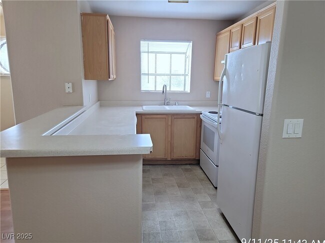 Building Photo - 2984 Juniper Hills Blvd