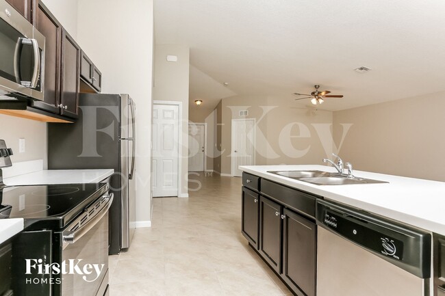 Building Photo - 3921 SW Kabane St