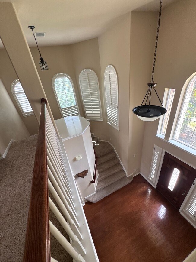 Building Photo - Gorgeous 4 BD | 3.5 BA | 2 CAR GARAGE Available in Sonoma Ranch Helotes! Move in Ready July 2026!