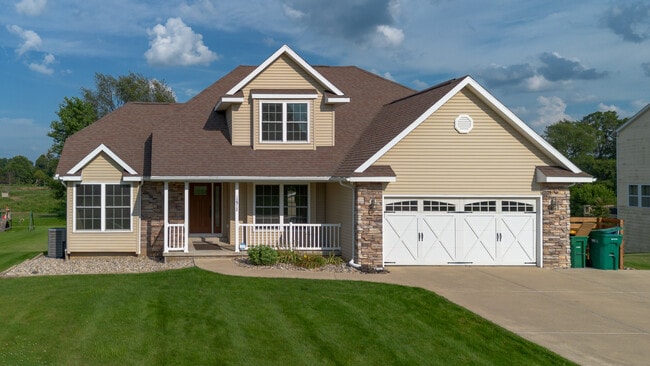 Building Photo - 12912 Silver Springs Ln