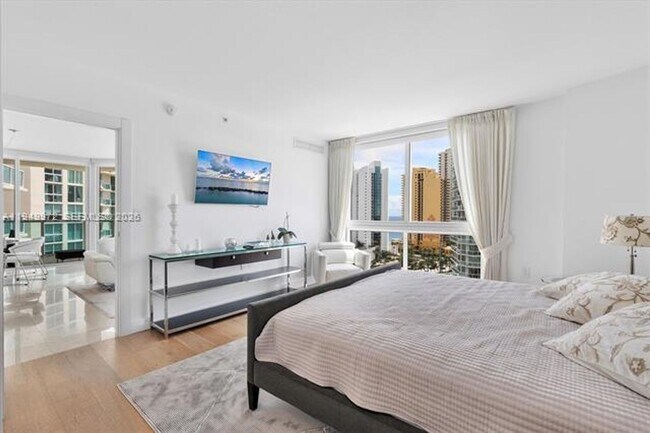 Building Photo - 200 Sunny Isles Blvd