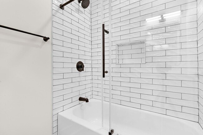 Building Photo - 24 Blake St