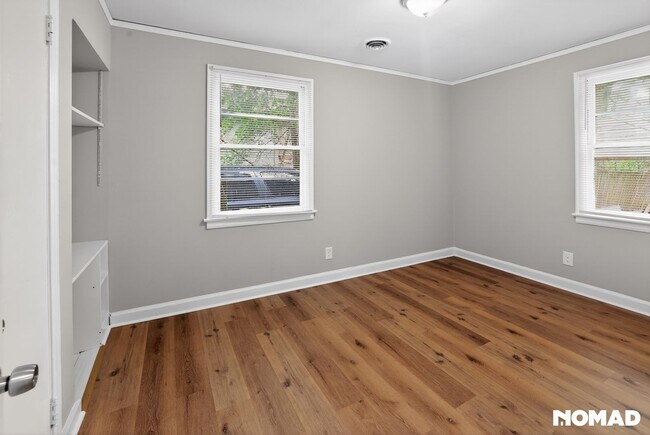 Building Photo - 3217 Cotton St