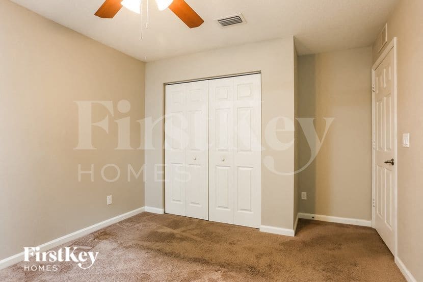 Building Photo - 260 Ensenada St SE