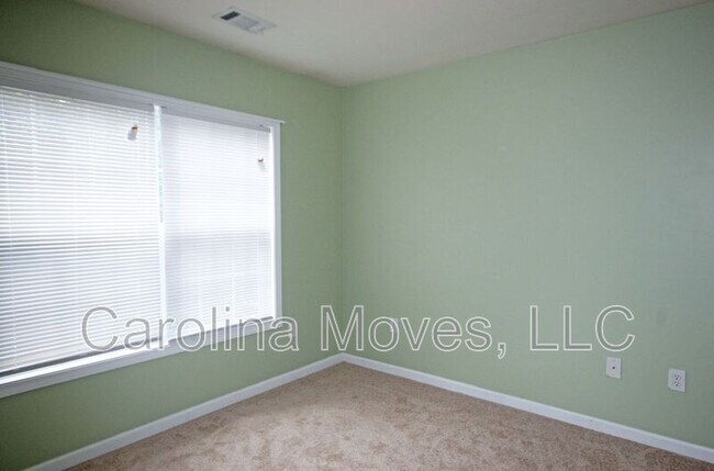 Building Photo - 108 Tagus Ct