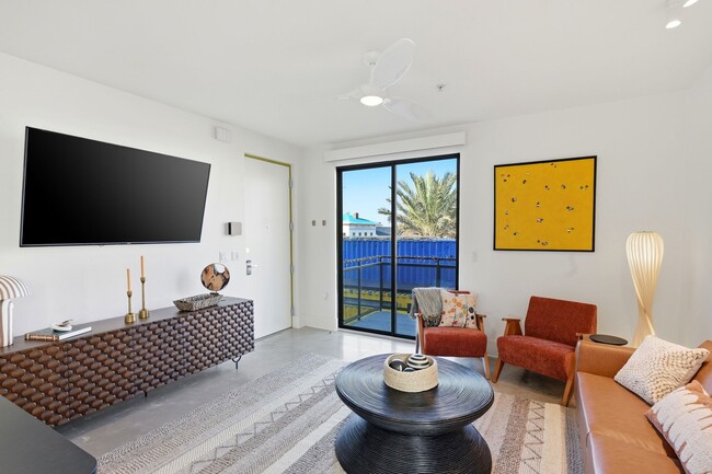 Building Photo - 510 All Saints St