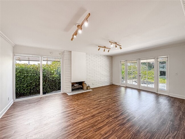 Building Photo - 31735 Bainbrook Ct