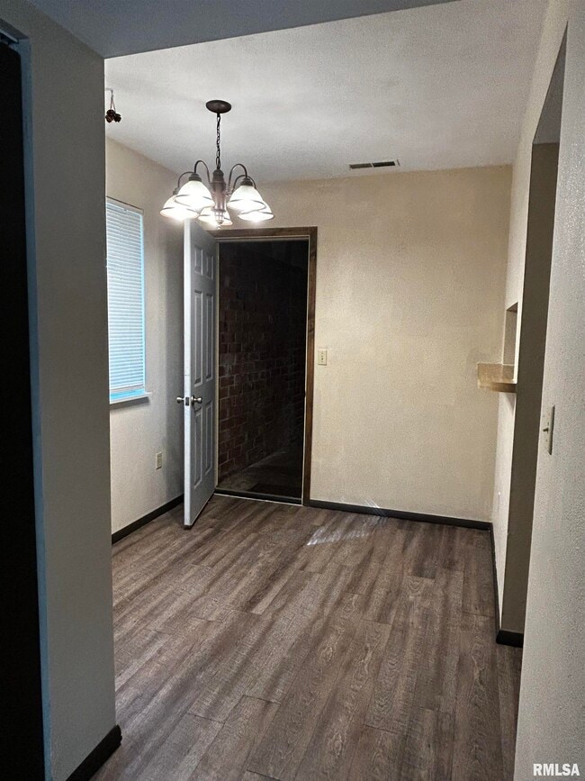 Building Photo - 3440 Richwood Blvd