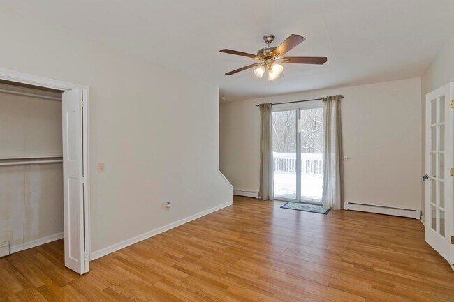 Building Photo - Private 3-Bedroom Single-Family Rental on 10+ Acres - Available for June 1st!