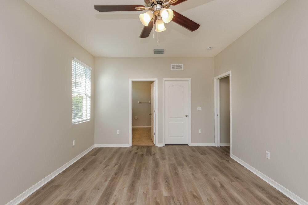 Building Photo - 6222 Twin Bridges Dr