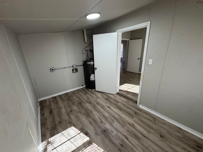 Building Photo - 1904 Grant St