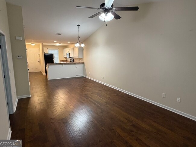 Building Photo - 185 Buckhaven Way