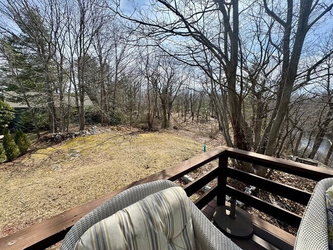 Building Photo - 15 Curlew St