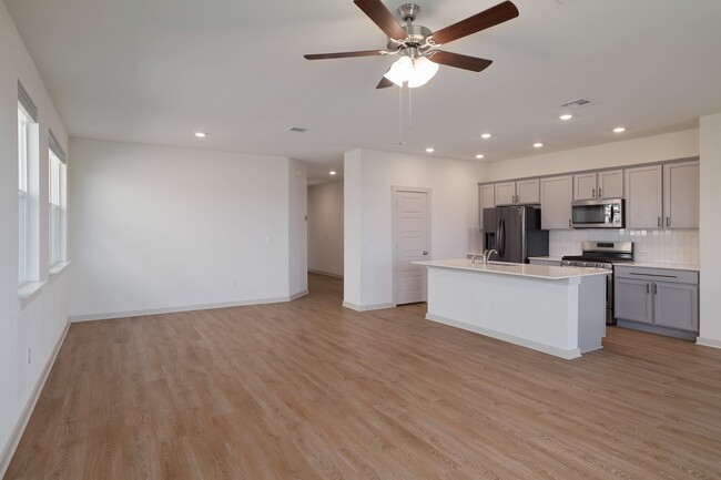 Building Photo - 14020 Sage Blossom Dr