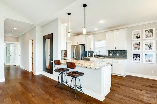 Building Photo - 12828 E Conquistador Dr
