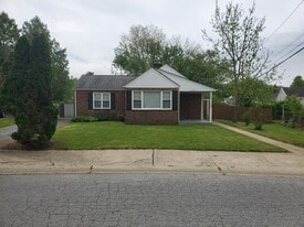 Building Photo - 1222 Field Rd