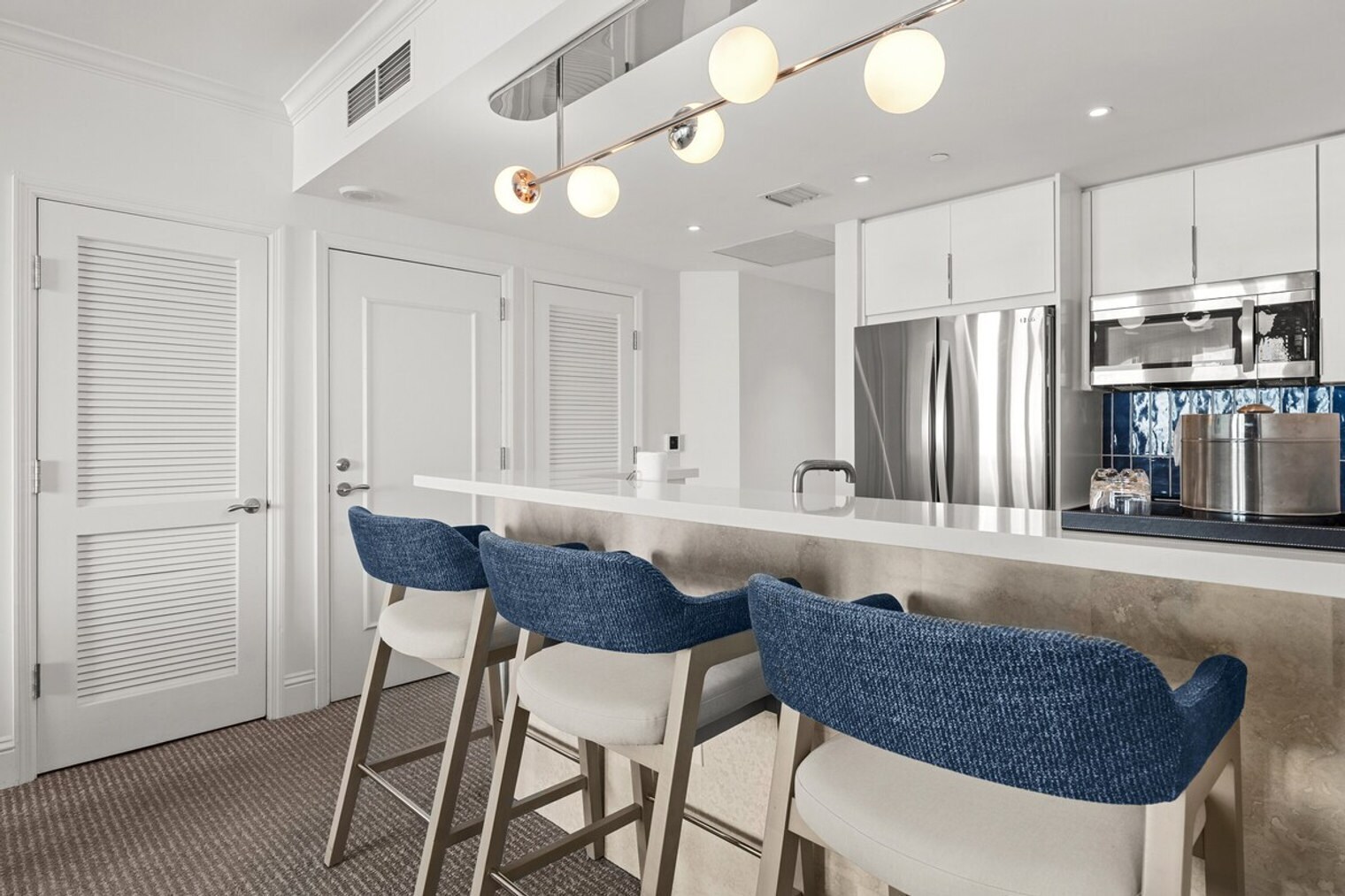 Building Photo - 4391 Collins Ave
