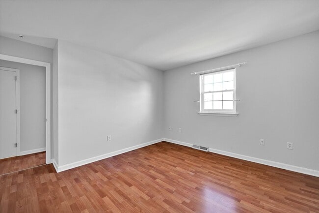 Building Photo - Well Maintained 3 Bedroom Townhome in East Lampeter Township