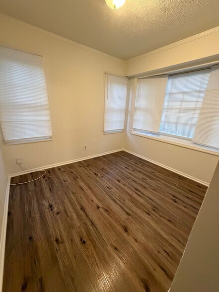 Building Photo - 2368 Jernigan Pl SE