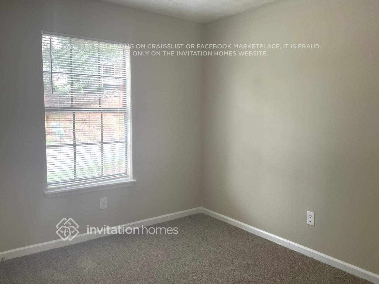 Building Photo - 5469 Liberty Rd