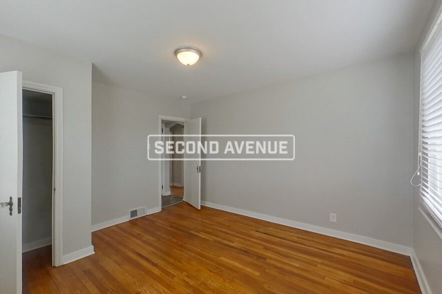 Building Photo - 2708 5th St