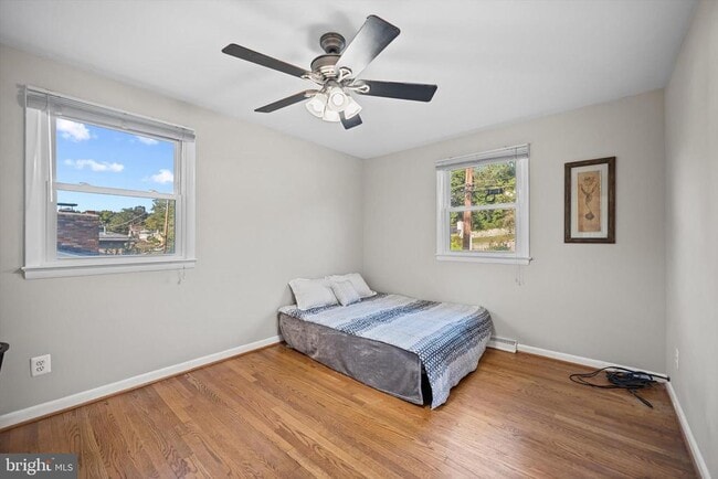 Building Photo - 9109 Pinehurst Dr