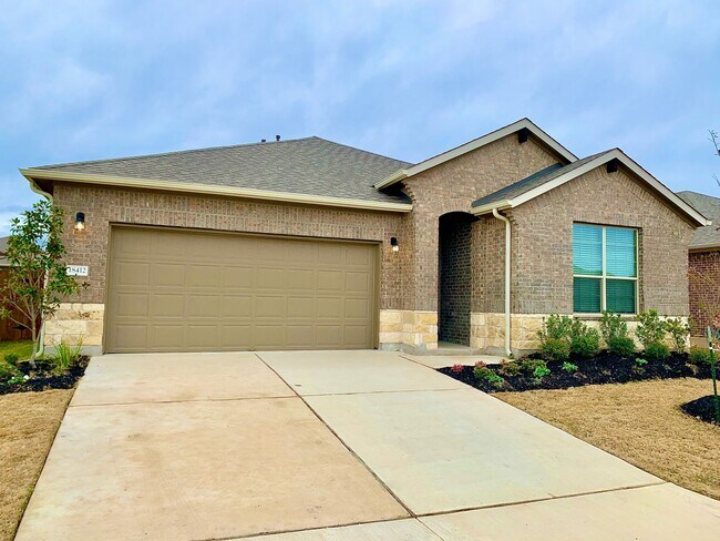 Building Photo - Beautiful 4 bedroom 3 bathroom home in Pfl...