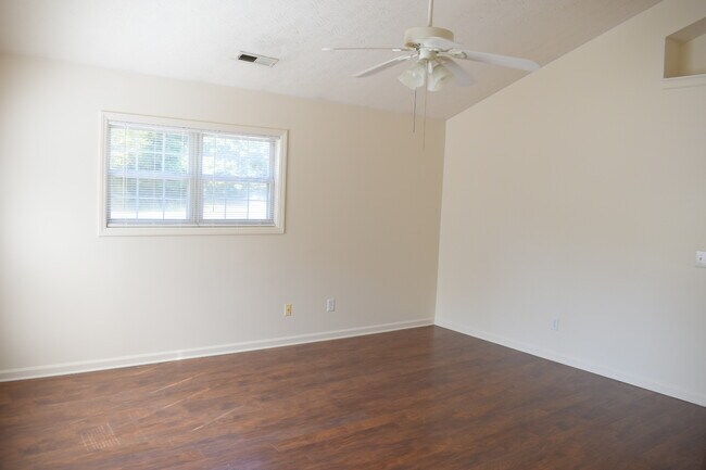 Building Photo - 6901 Southern Exposure