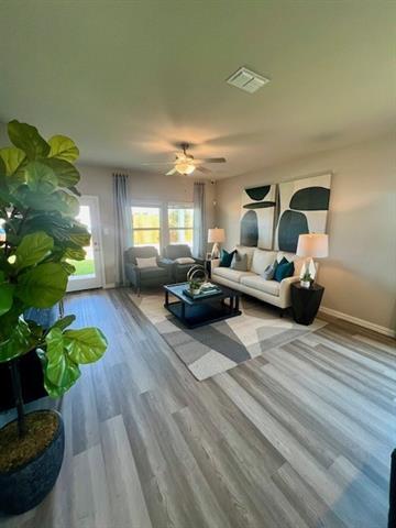 Building Photo - 3955 Worth Dr