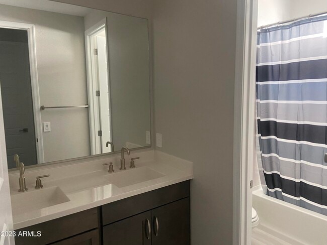 Building Photo - 4848 E Muriel Dr