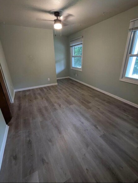 Building Photo - 6150 Birch Row Dr