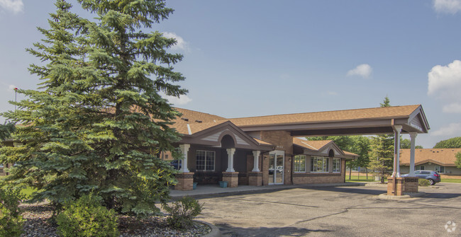 Building Photo - Shepard Oak Apartments