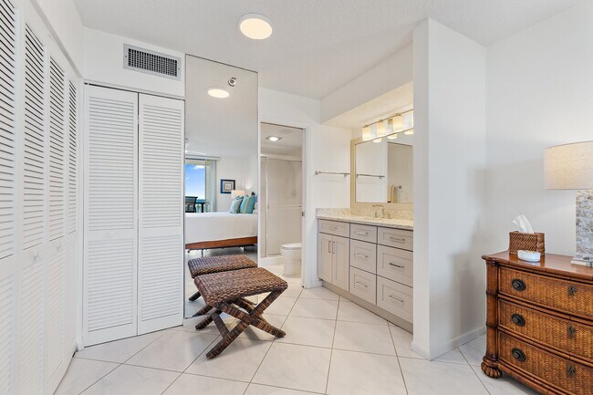 Building Photo - 100 Ocean Trail Way