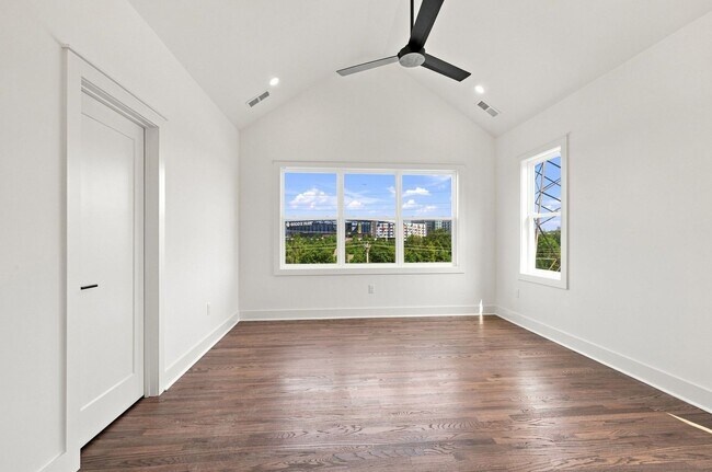 Building Photo - 508 Waycross Dr