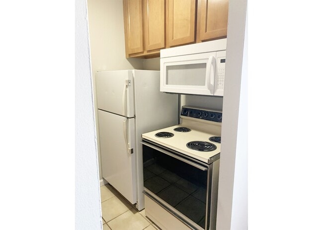 Interior Photo - Lafayette Hills
