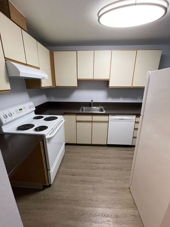 Interior Photo - Arise Century