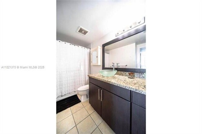 Building Photo - 1250 S Miami Ave
