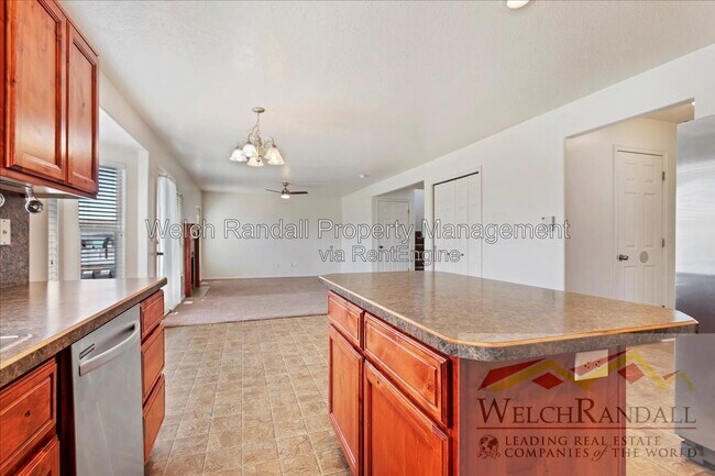 Building Photo - 128 E 2100 S