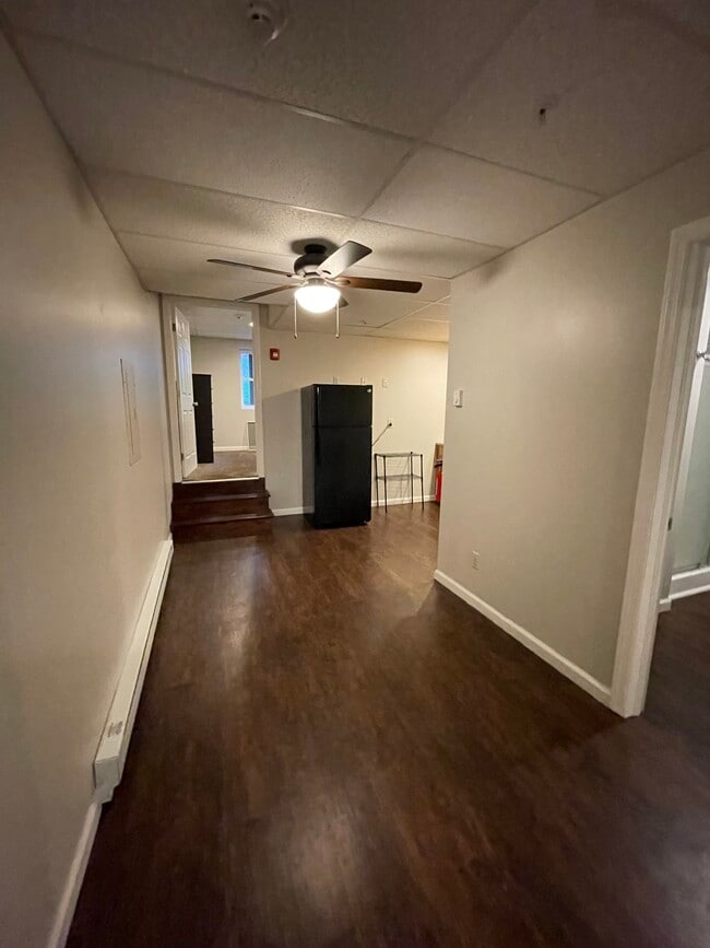 Building Photo - 201 Millville Rd