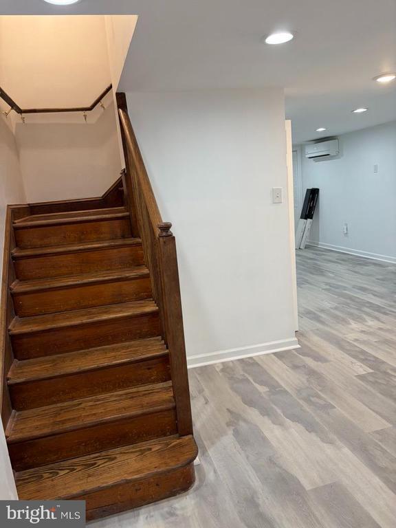 Building Photo - 223 Ingraham St NW