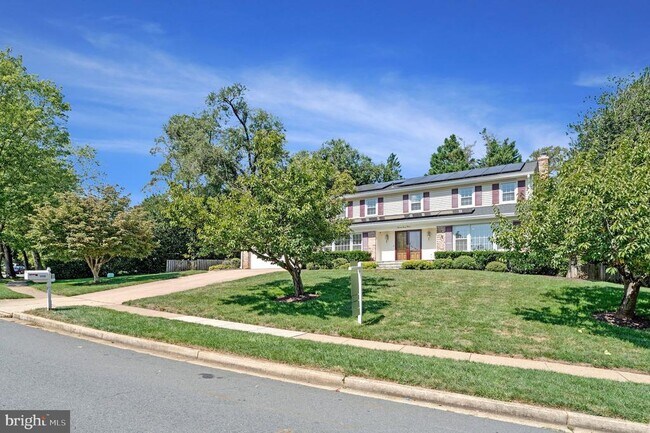 Building Photo - 7730 Falstaff Rd