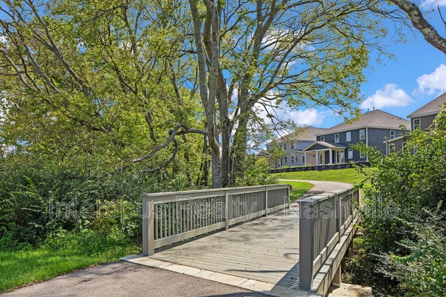 Building Photo - 704 Conifer Dr